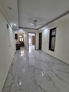 2 BHK Builder Floor For Rent in Chattarpur
