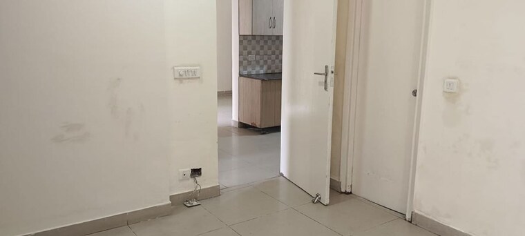 Room, gaur-city-2-16th-avenue 3 Bedroom 1385 Sq.Ft. Apartment In Sector 16c Greater Noida Greater Noida 10382135