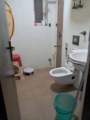 Bathroom in 3 BHK Apartment at Sector 7 Dwarka – for Rent