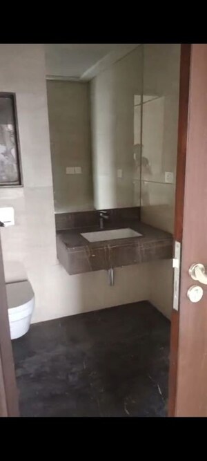 Attached Bathroom in 3 BHK Apartment at Lokhandwala Minerva Mahalaxmi, Mahalaxmi – for Sale