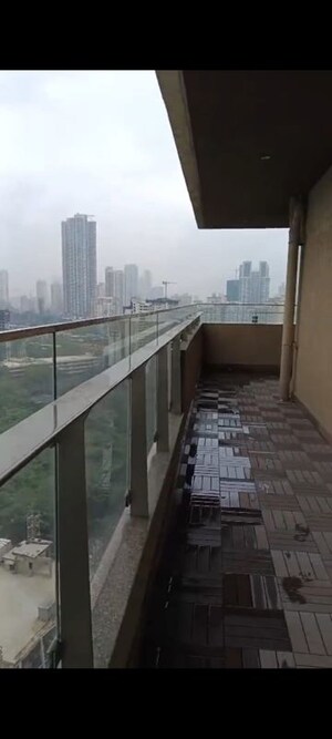 Balcony in 3 BHK Apartment at Lokhandwala Minerva Mahalaxmi, Mahalaxmi – for Sale
