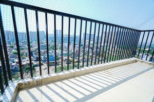 Balcony in 2.5 BHK Apartment at Gaur City 5th Avenue, Sector 4 Greater Noida – for Sale