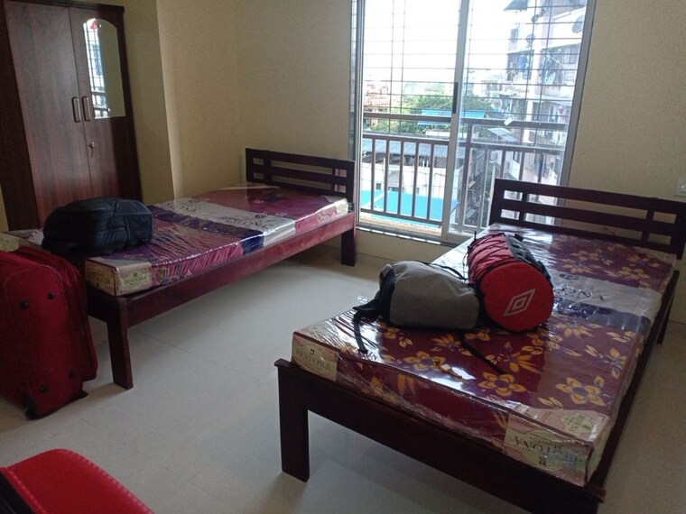 Bedroom, thane west Pg For Girls In Thane West 10382217