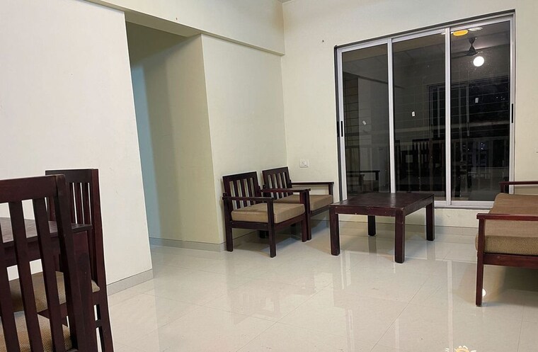 Room, thane west Pg For Girls In Thane West 10382217