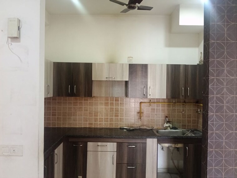 Kitchen, mahagun-mywoods 2 Bedroom 935 Sq.Ft. Apartment In Sector 16c Greater Noida Greater Noida 10332193