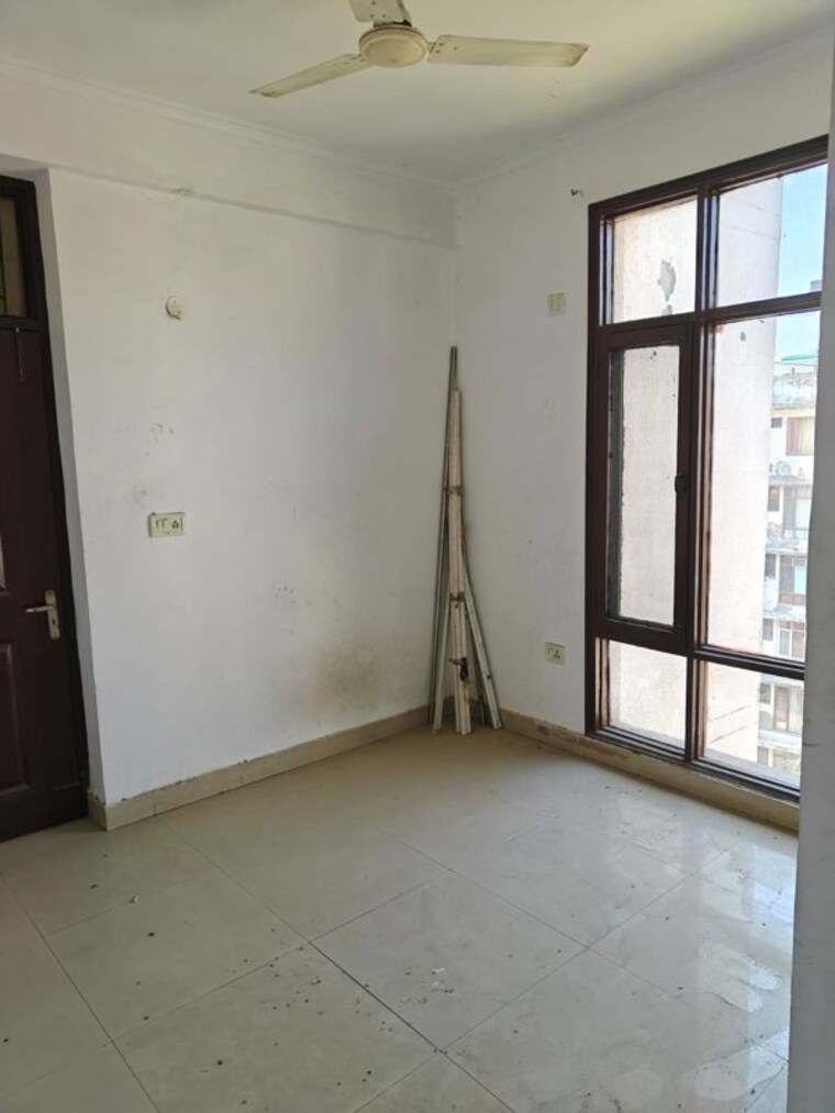 Room, vip road 4 Bedroom 2500 Sq.Ft. Penthouse In Vip Road Zirakpur 10382241