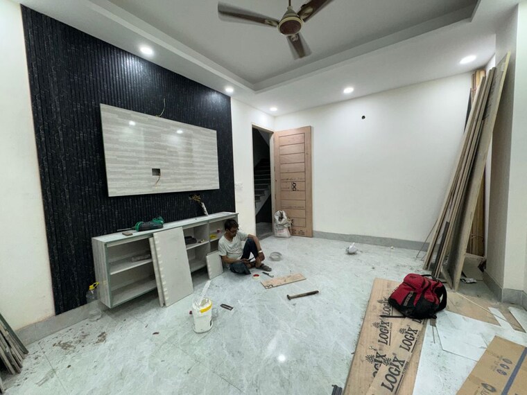  Parking, chattarpur 1 Bedroom 600 Sq.Ft. Apartment In Chattarpur Delhi 10382269