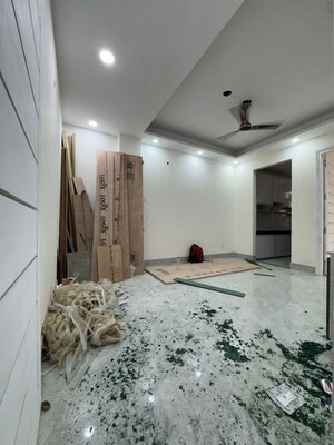 Bedroom in 1 BHK Apartment at Chattarpur – for Rent