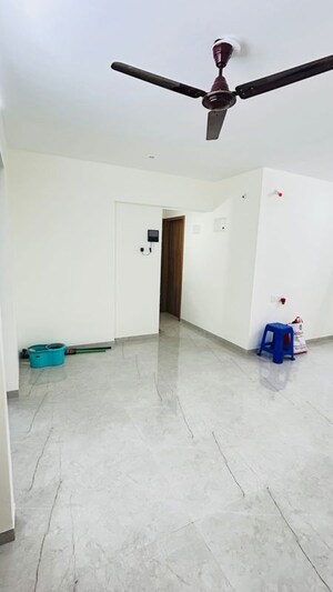 Room in 2.5 BHK Apartment at Aeropolis Phase II, Dhanori – for Rent