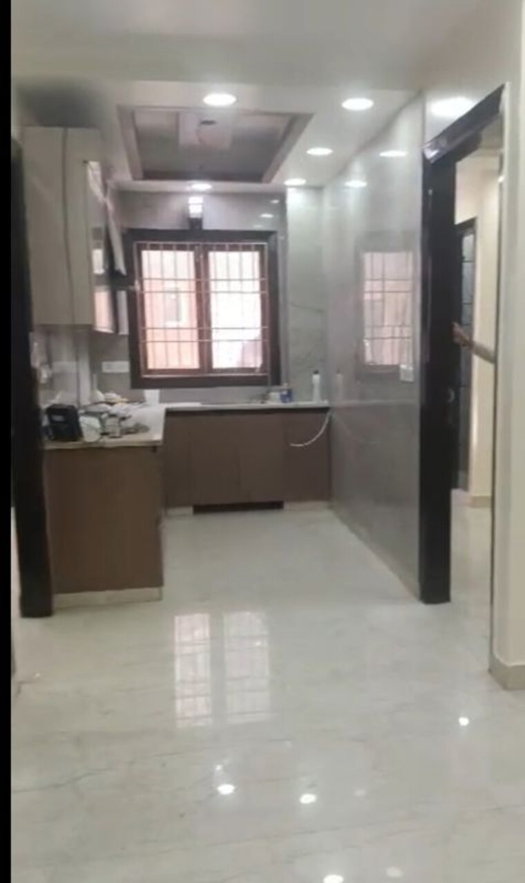 Kitchen, mansarover garden 3 Bedroom 1000 Sq.Ft. Builder Floor In Mansarover Garden Delhi 10382293