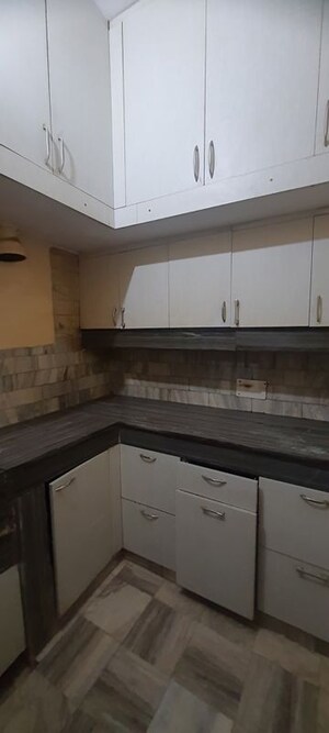 Kitchen in 1.5 BHK Independent House at Sector 16 A – for Rent