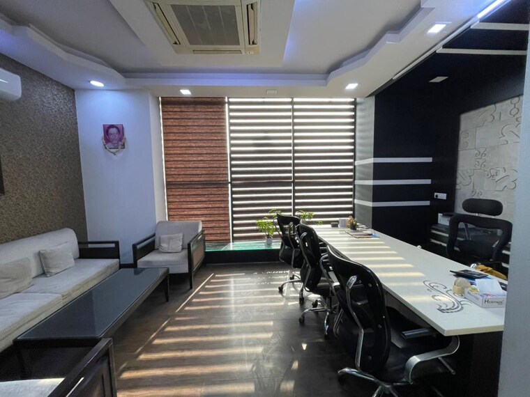  Parking, sector 3 Commercial Office Space 1908 Sq.Ft. In Sector 3 Noida 10382305
