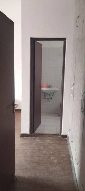 Bathroom in 3 BHK Builder Floor at Sector 84 – for Sale