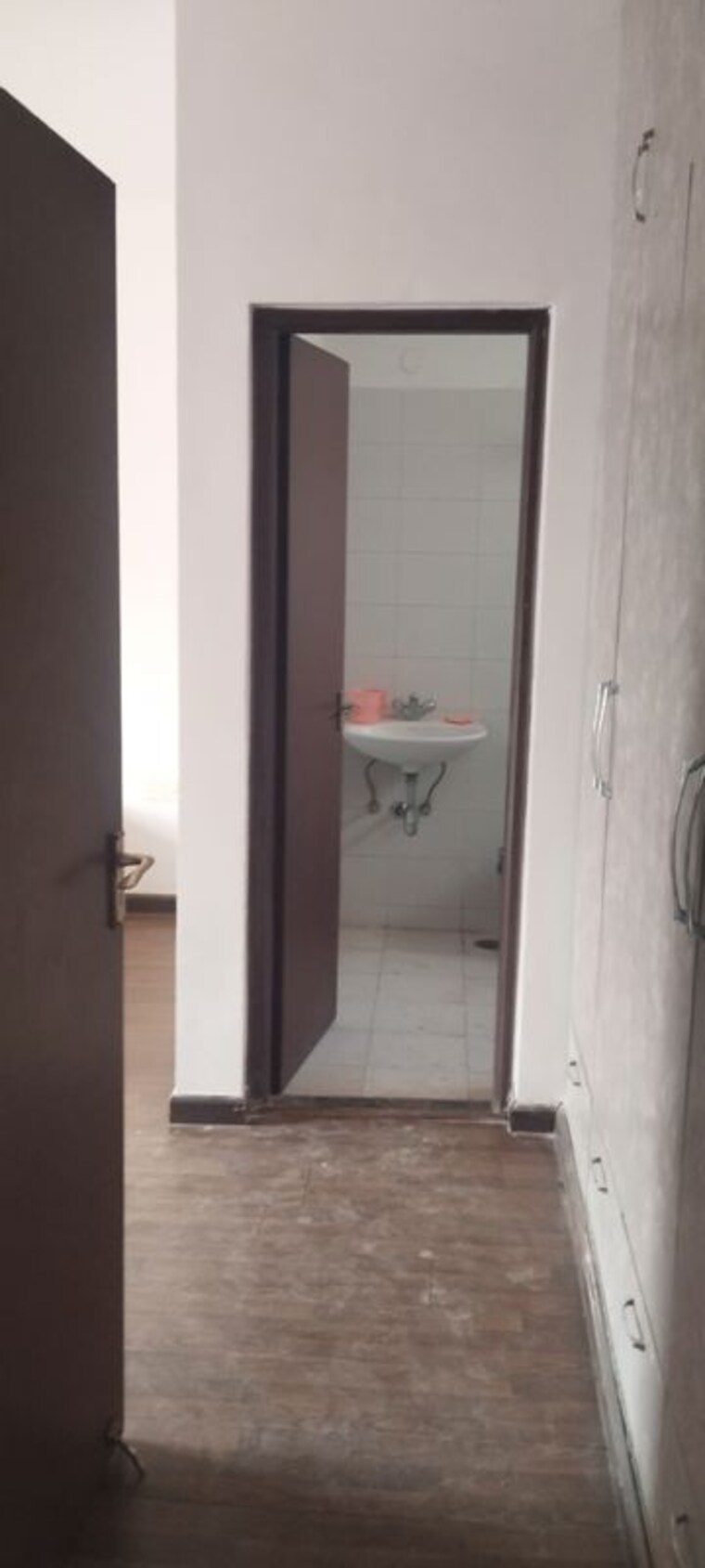 Bathroom, sector 84 3 Bedroom 250 Sq.Yd. Builder Floor In Sector 84 Faridabad 10380829