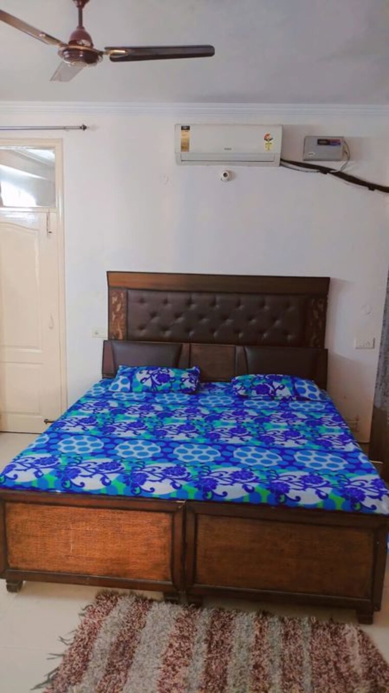 Bedroom, nk-savitry-enclave 1 RK 400 Sq.Ft. Apartment In Vip Road Zirakpur 10382298