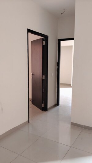 Room in 2 BHK Apartment at Wave City, Wave City – for Sale