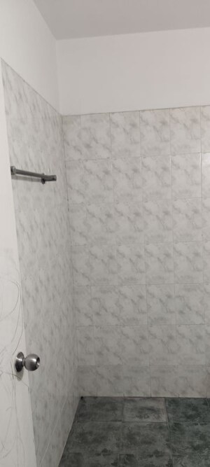 Bathroom in 4 BHK Apartment at Montreal Tower, Andheri West – for Sale
