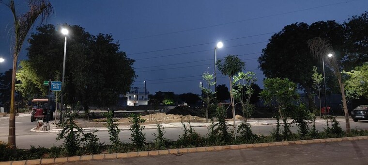 Garden, corre-sumedha-residency  135 Sq.Yd. Plot In Farukh Nagar Gurgaon 10382364