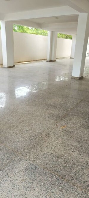 Room in 4 BHK Builder Floor at Vasant Kunj – for Rent