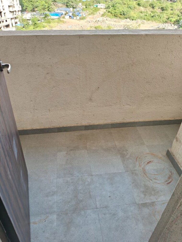 Balcony, metro-jazz 2 Bedroom 1000 Sq.Ft. Apartment In Baner Pune 10382405