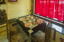 Pg For Rent in Kandivali West