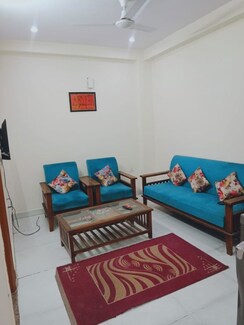 2 BHK +Builder Floor For Rent in Ardee City