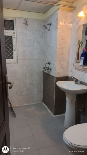 Bathroom in 2.5 BHK Apartment at Mahagun Moderne, Sector 78 – for Rent