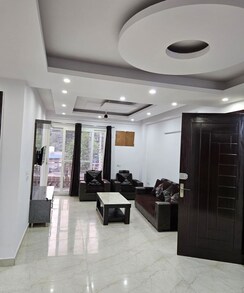 3 BHK + Extra Room Builder Floor For Sale in Sushant Lok 3