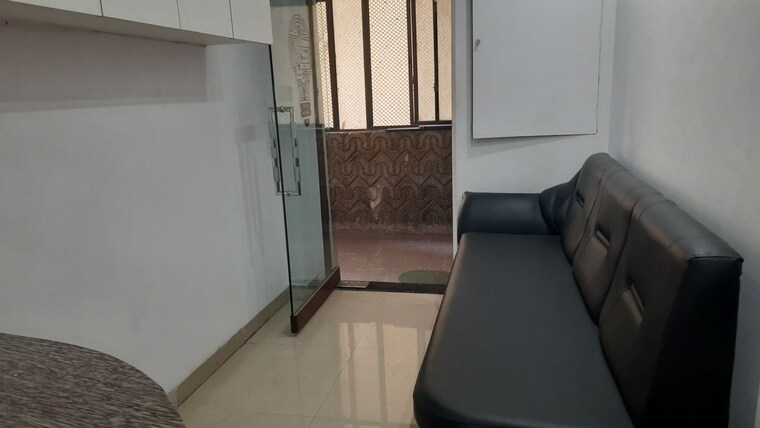 Balcony, shiv-center Commercial Office Space 350 Sq.Ft. In Vashi Sector 17 Navi Mumbai 10382418