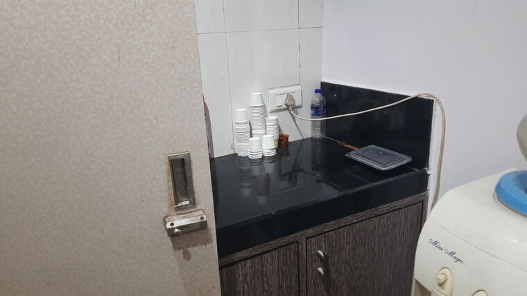 Kitchen, shiv-center Commercial Office Space 350 Sq.Ft. In Vashi Sector 17 Navi Mumbai 10382418