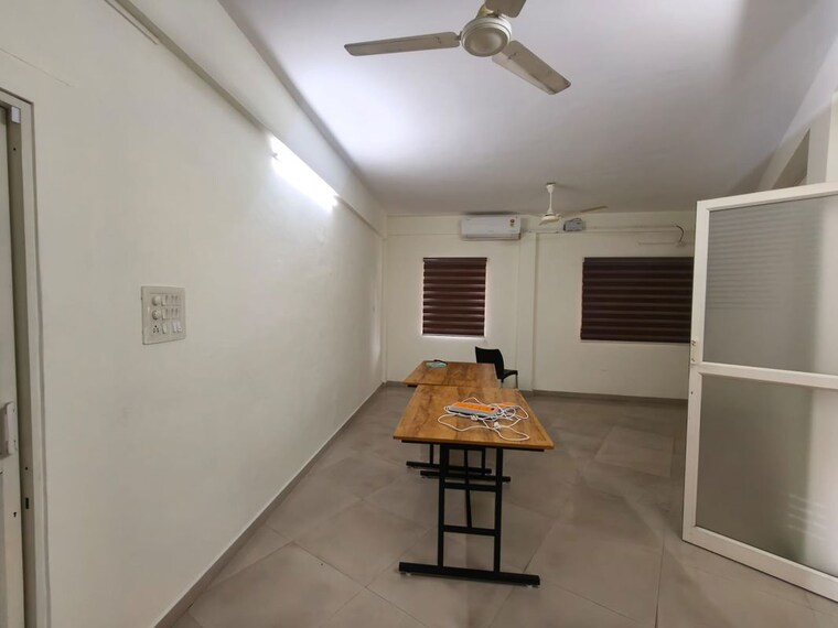 undefined, palarivattom Commercial Office Space 1500 Sq.Ft. In Palarivattom Kochi 10382433