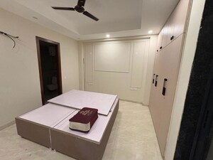 Bedroom in 3 BHK Builder Floor at Sector 27 – for Rent