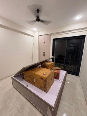 Bedroom in 3 BHK Builder Floor at Sector 27 – for Rent