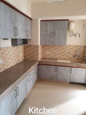 Kitchen in 3.5 BHK Apartment at Shalimar Oneworld Vista, Gomti Nagar – for Rent