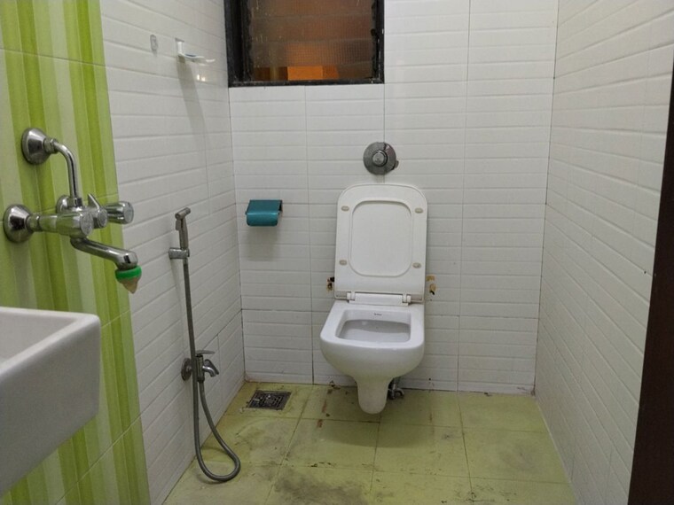 Bathroom, sanghvi-heights 2 Bedroom 710 Sq.Ft. Apartment In Wadala Mumbai 10382479