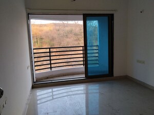 Bedroom in 2 BHK Apartment at Sanghvi Heights, Wadala – for Rent