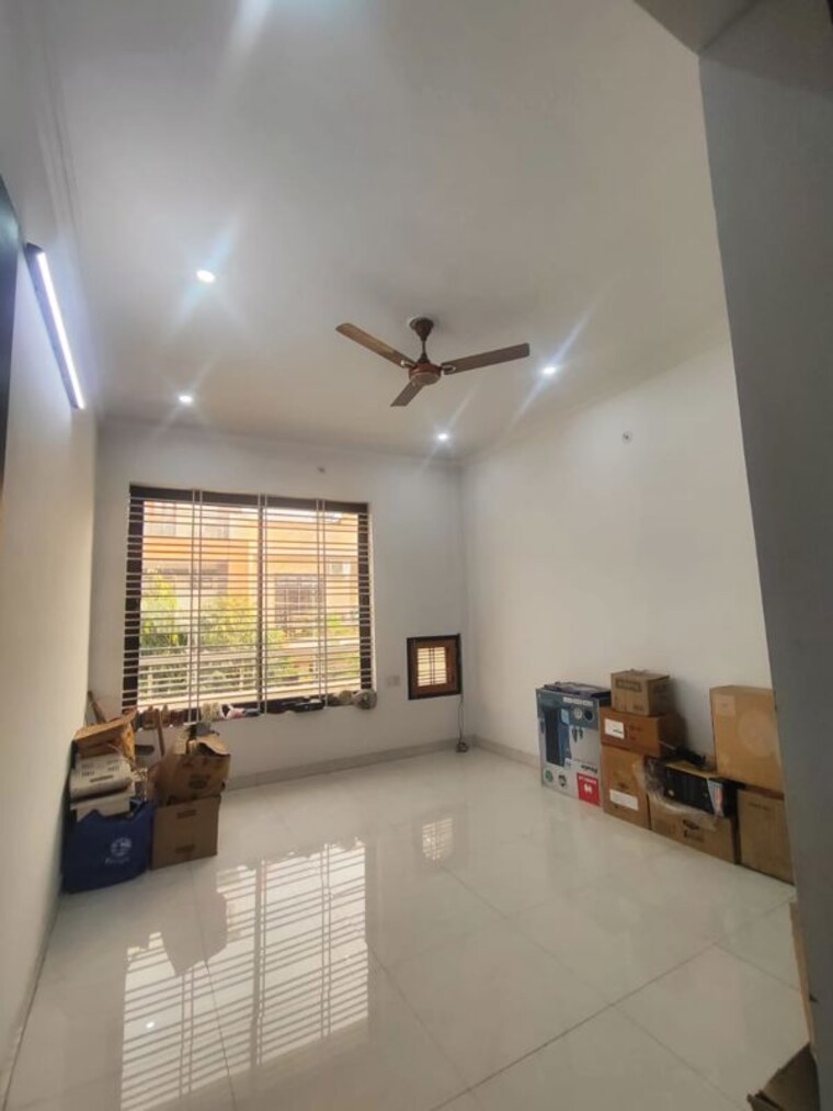 Living Room, indira nagar 6 Bedroom 1800 Sq.Ft. Independent House In Indira Nagar Lucknow 10382520