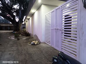 1 RK Independent House – Exterior View View at Yusufpur - for Rent