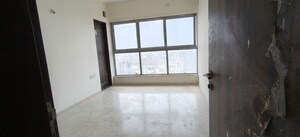 Room in 4 BHK Apartment at Sheth 72 West, Andheri West – for Sale