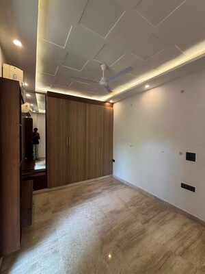 Room in 2 BHK Builder Floor at Ramesh Nagar – for Rent