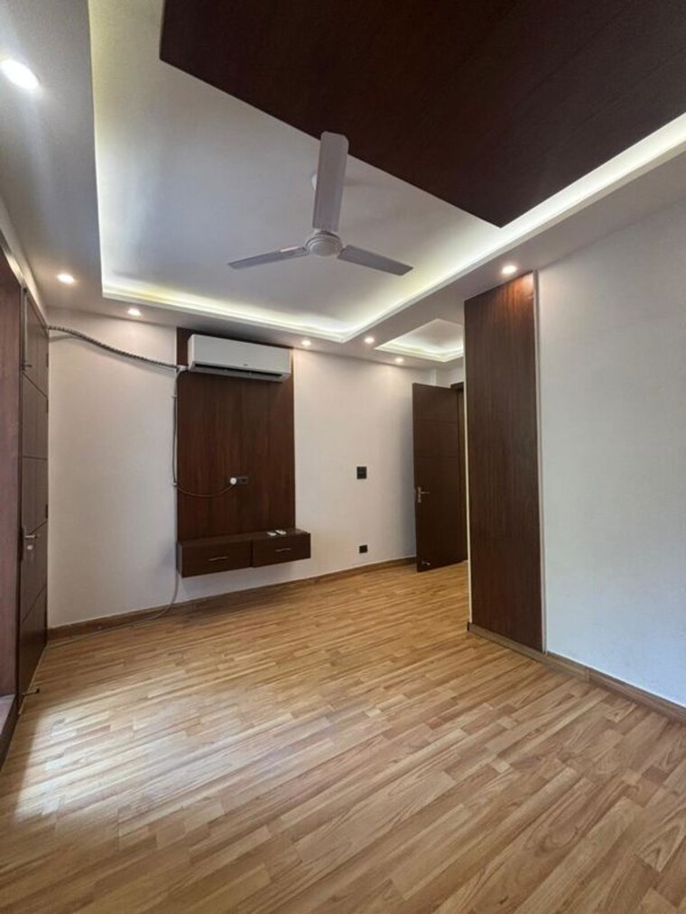 Room, ramesh nagar 2 Bedroom 100 Sq.Ft. Builder Floor In Ramesh Nagar Delhi 10382511