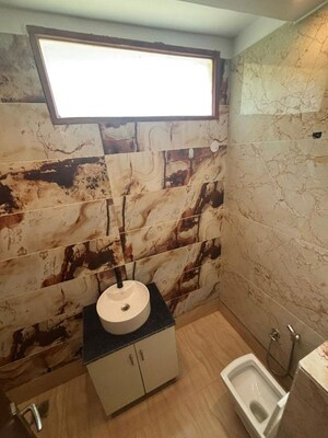 Bathroom in 2 BHK Builder Floor at Ramesh Nagar – for Rent