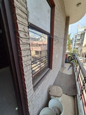Balcony in 3 BHK Builder Floor at Mansarover Garden – for Rent
