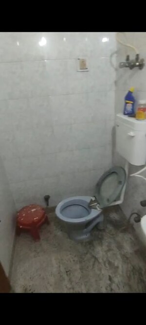Bathroom in 3.5 BHK Builder Floor at Vaishali Sector 5 – for Sale