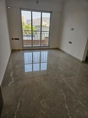 Room in 1 BHK Apartment at Crescent Silverwoods, Powai – for Rent