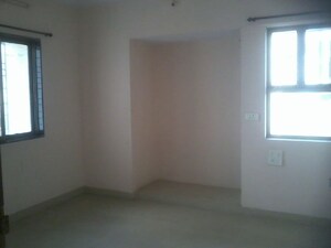 Room in 2 BHK Apartment at Panchsheel Nagar – for Rent