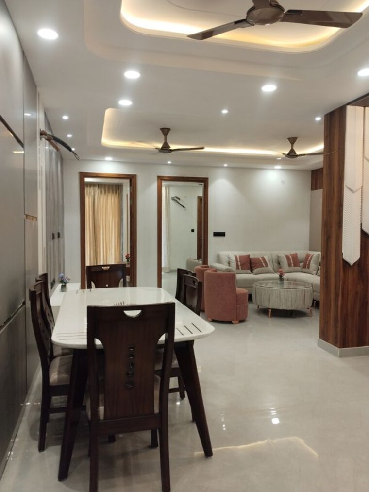 Dinning Area, bptp-district-3 3 Bedroom 180 Sq.Yd. Builder Floor In Sector 85 Faridabad 10382575