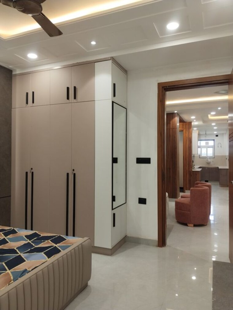 Hall, bptp-district-3 3 Bedroom 180 Sq.Yd. Builder Floor In Sector 85 Faridabad 10382575