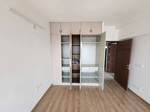 Room in 3 BHK Apartment at Godrej Meridien, Sector 106 – for Rent