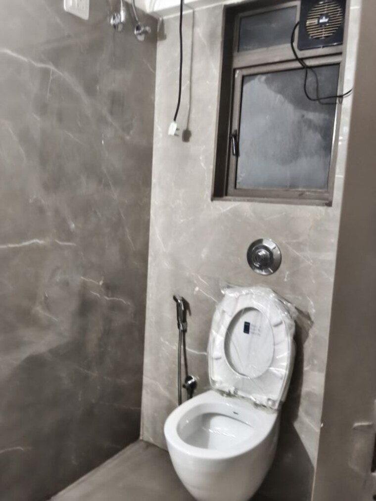 Bathroom, dss-raji 2 Bedroom 1000 Sq.Ft. Apartment In Ghatkopar East Mumbai 10382580
